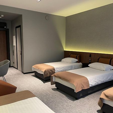 Pan Tadeusz Hotel Vilnius Luaran gambar