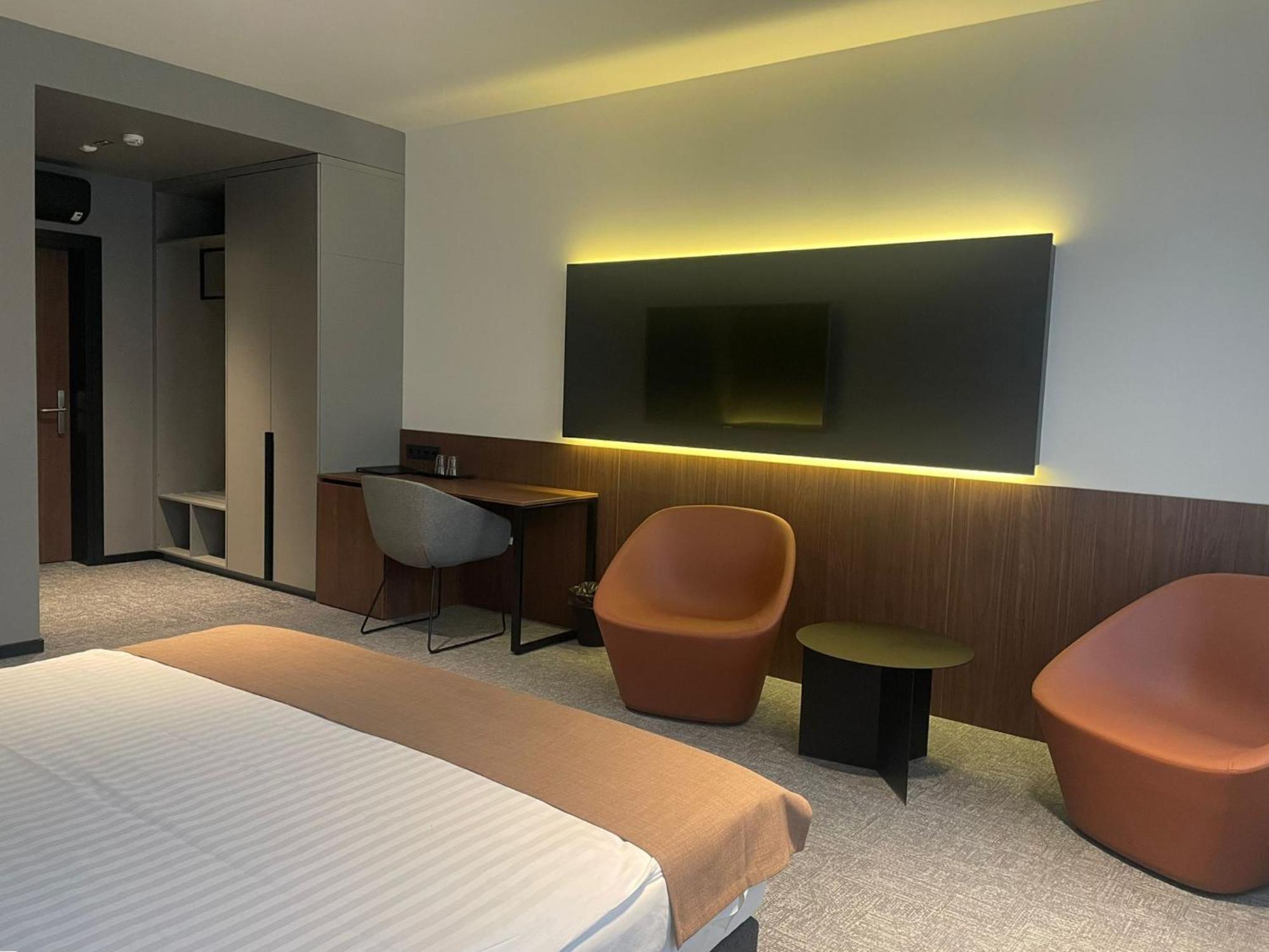 Pan Tadeusz Hotel Vilnius Luaran gambar