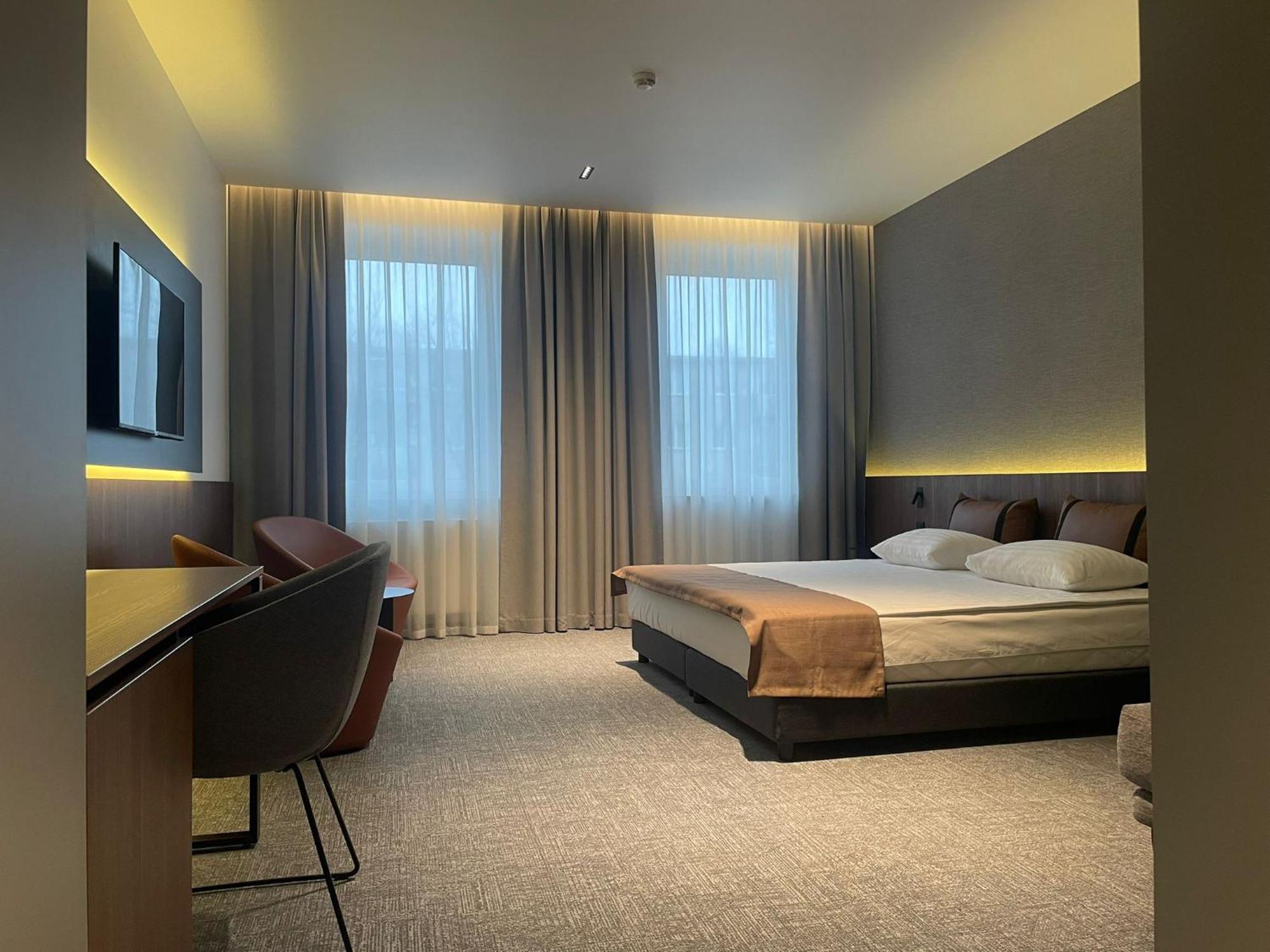 Pan Tadeusz Hotel Vilnius Luaran gambar