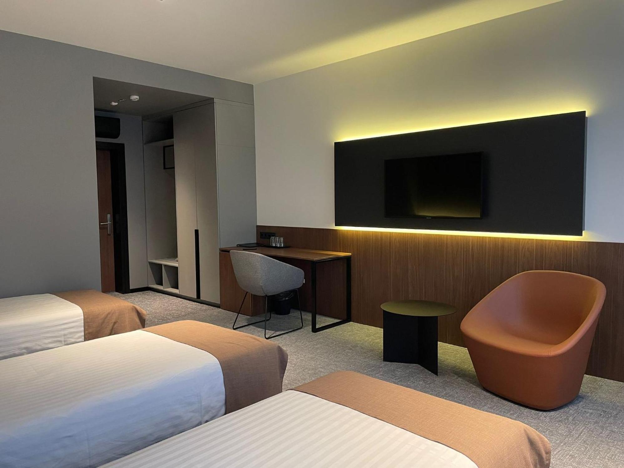 Pan Tadeusz Hotel Vilnius Luaran gambar