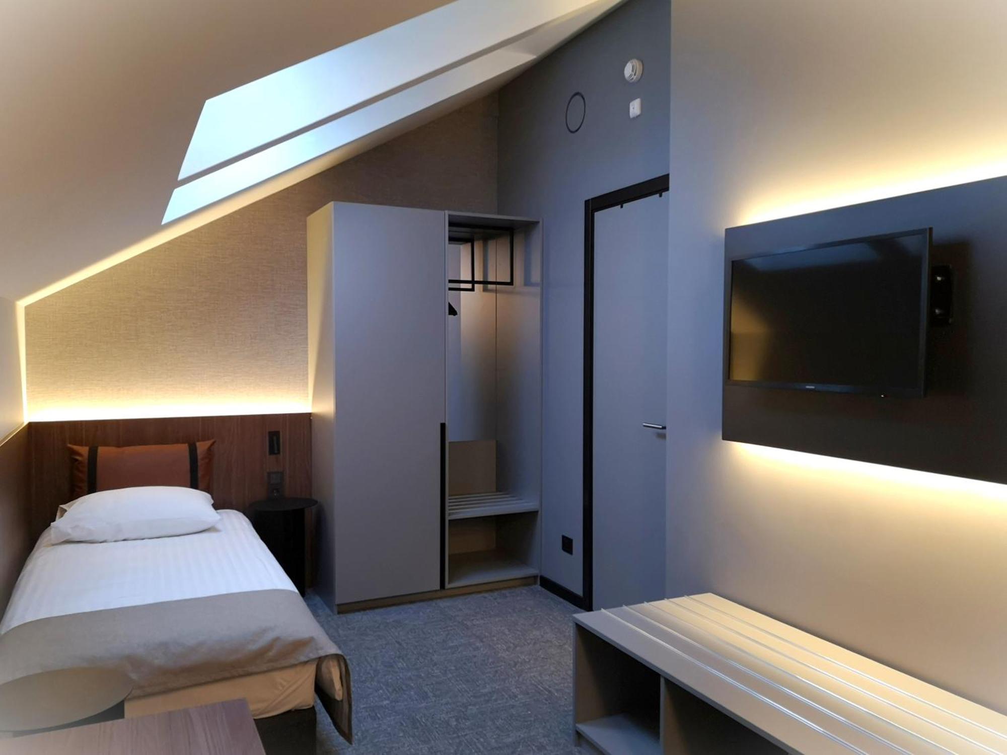 Pan Tadeusz Hotel Vilnius Luaran gambar