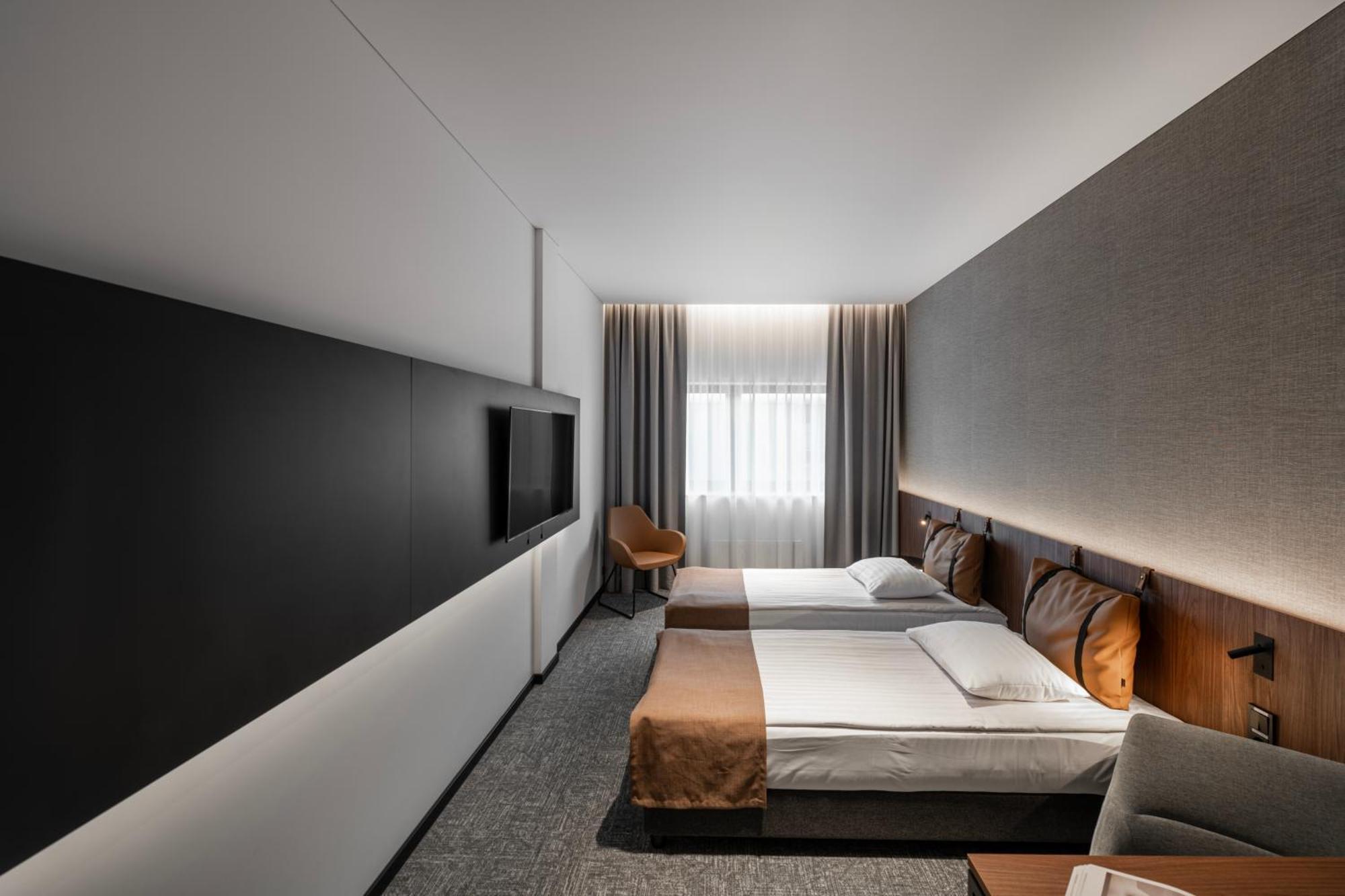Pan Tadeusz Hotel Vilnius Luaran gambar