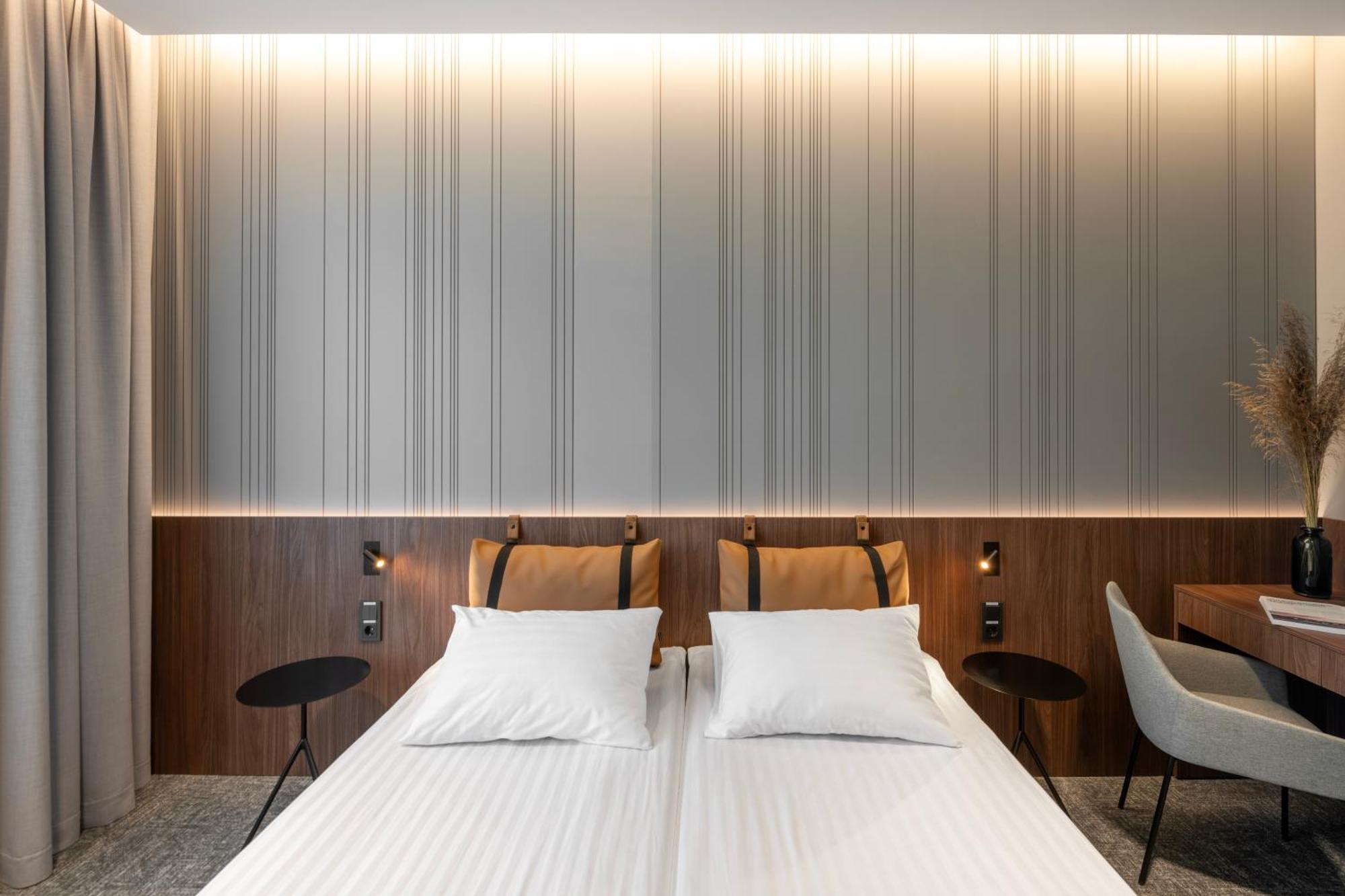 Pan Tadeusz Hotel Vilnius Luaran gambar