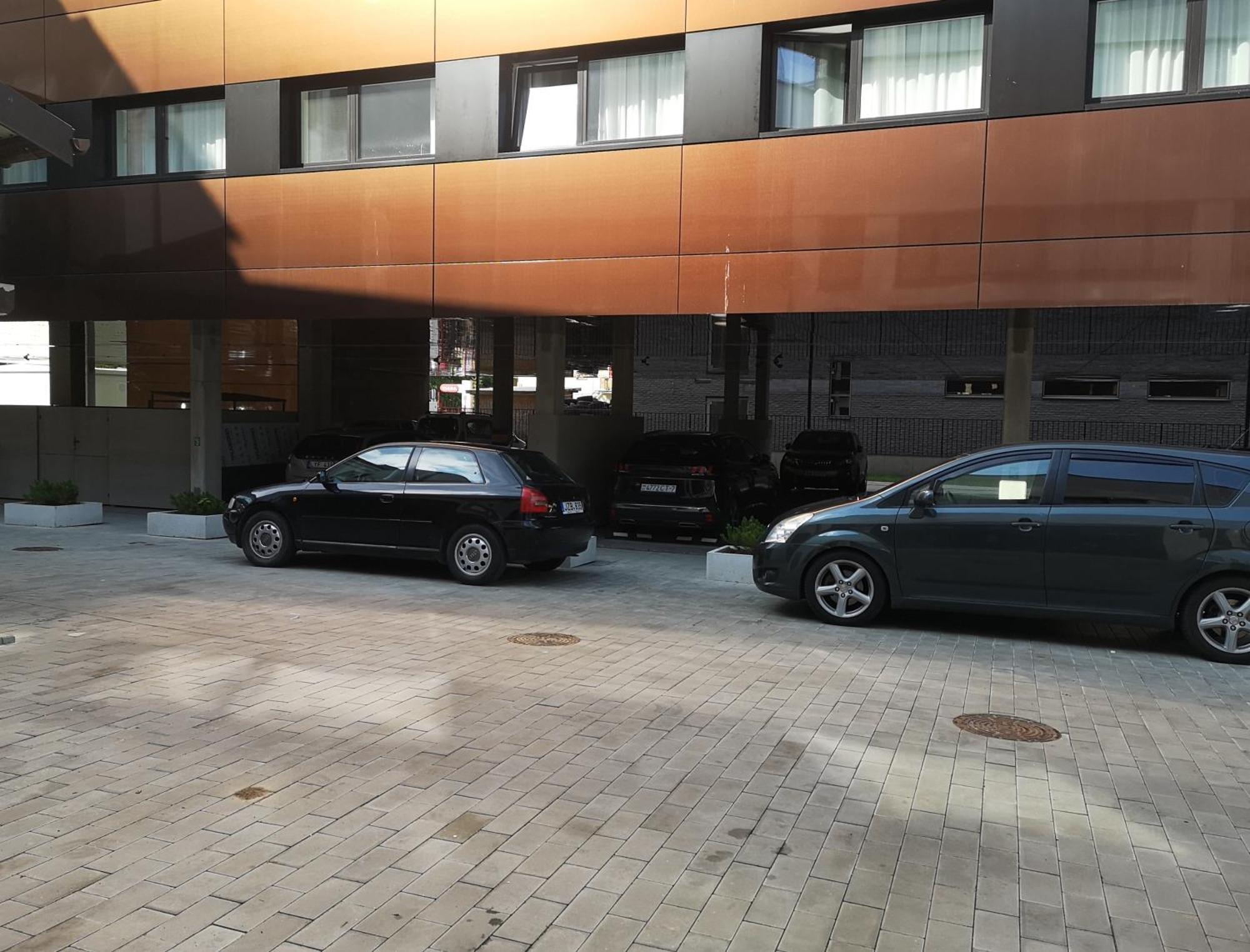 Pan Tadeusz Hotel Vilnius Luaran gambar