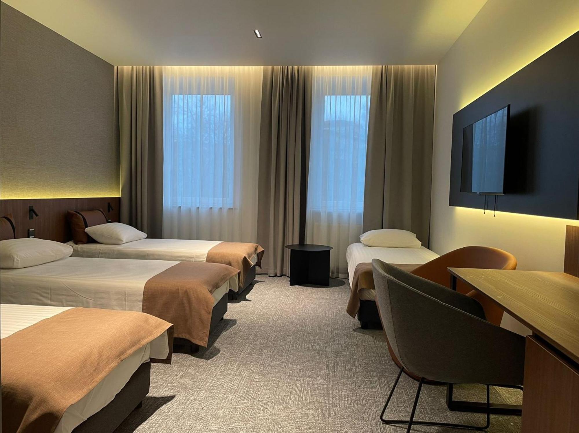 Pan Tadeusz Hotel Vilnius Luaran gambar